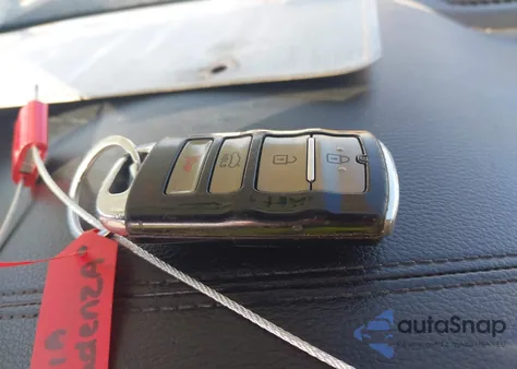 2017 Kia Cadenza Technology z USA, uszkodzony, nr VIN KNALC4J19H5091784